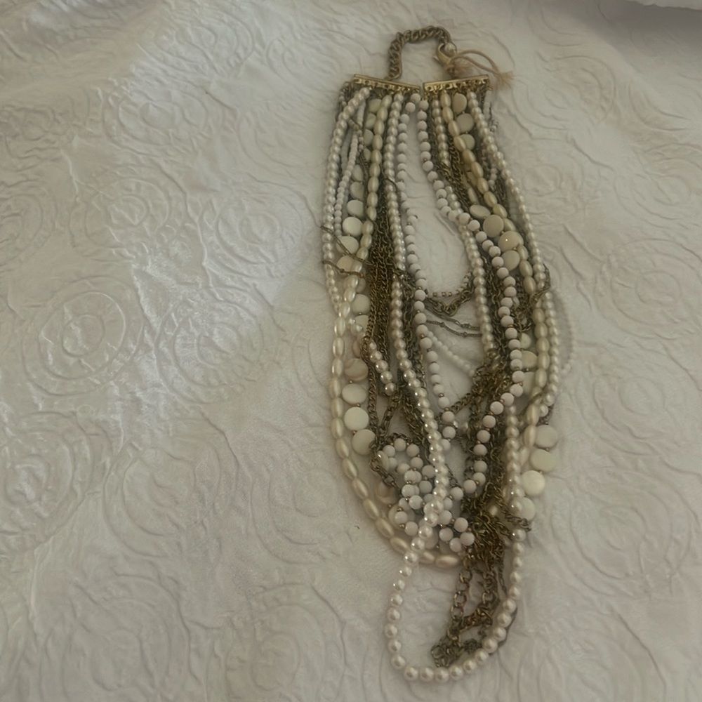 CHOLE ISABEL NWOT‎ MULTI STRAND MIXED PEARL NECKLACE